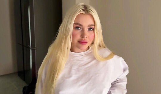 Auroid Russian chick of leggings pulled away for sex