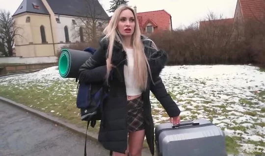 The tourist led to the pickup and enjoys a strong member