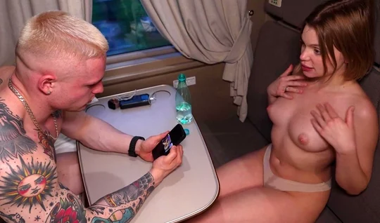 Russian girl showed her tits to a guy on the train