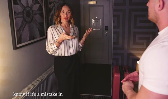 Russian woman invited a guy to bed to have sex